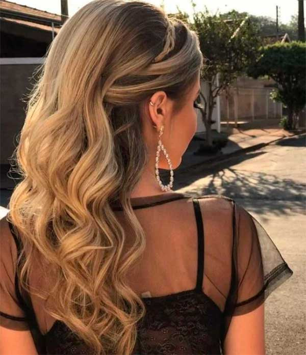 Side-Swept Visual Idea — Bridesmaid Hairstyles 2027