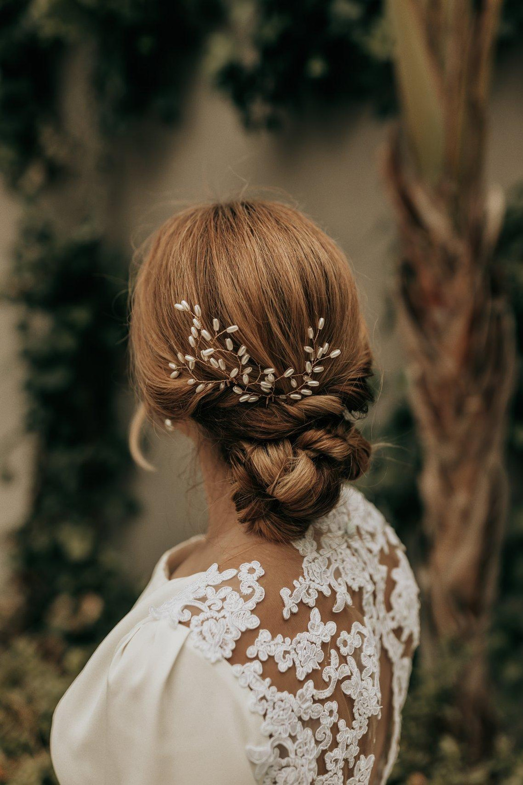 Warm Blonde With Subtle Highlights Visual Idea Warm Blonde With Subtle Highlights Visual Idea — Bridal Updos 2027