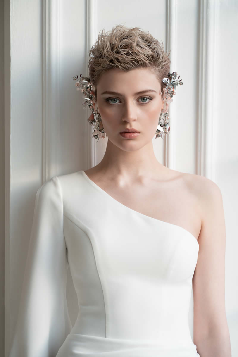 Short Side-Swept Bangs Visual Idea Short Side-Swept Bangs Visual Idea — Wedding Pixie 2027