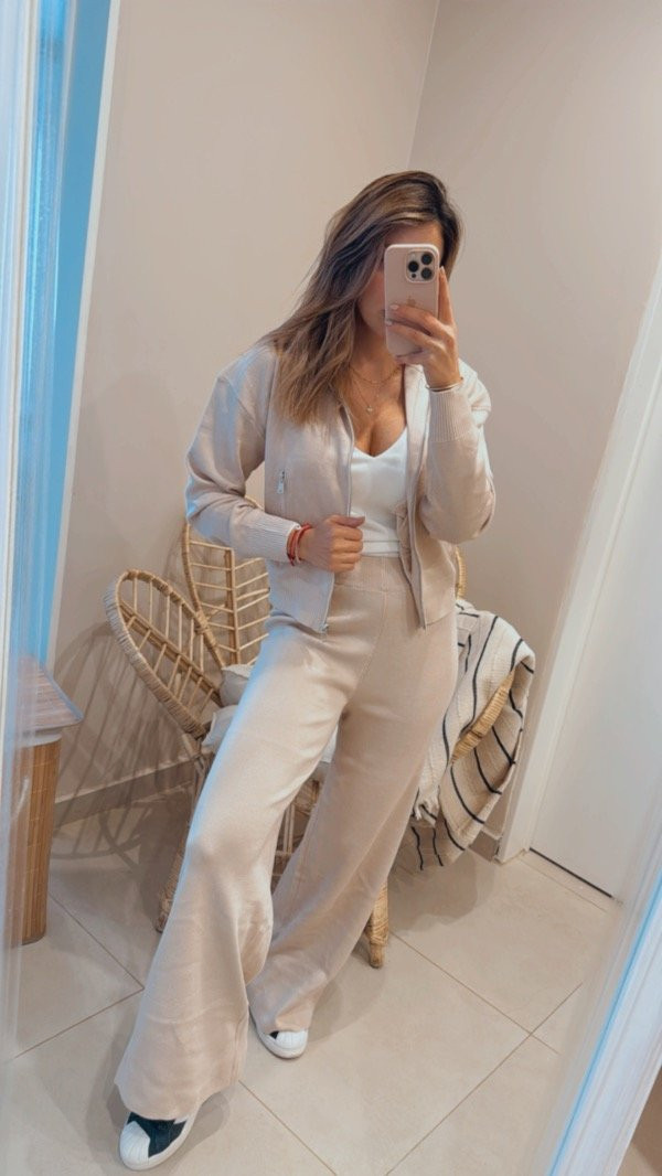 Cozy Cream Knit Set for Loungewear or Casual Outings Cozy Cream Knit Set for Loungewear or Casual Outings — Cream Outfits 2027