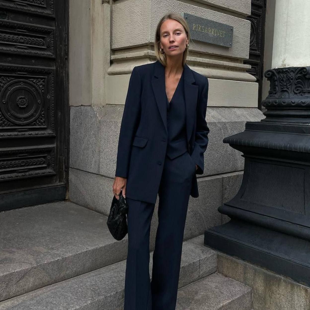 Navy Three-Piece Suit: Corporate Baddie Power Dressing Navy Three-Piece Suit: Corporate Baddie Power Dressing — Baddie Outfits 2027