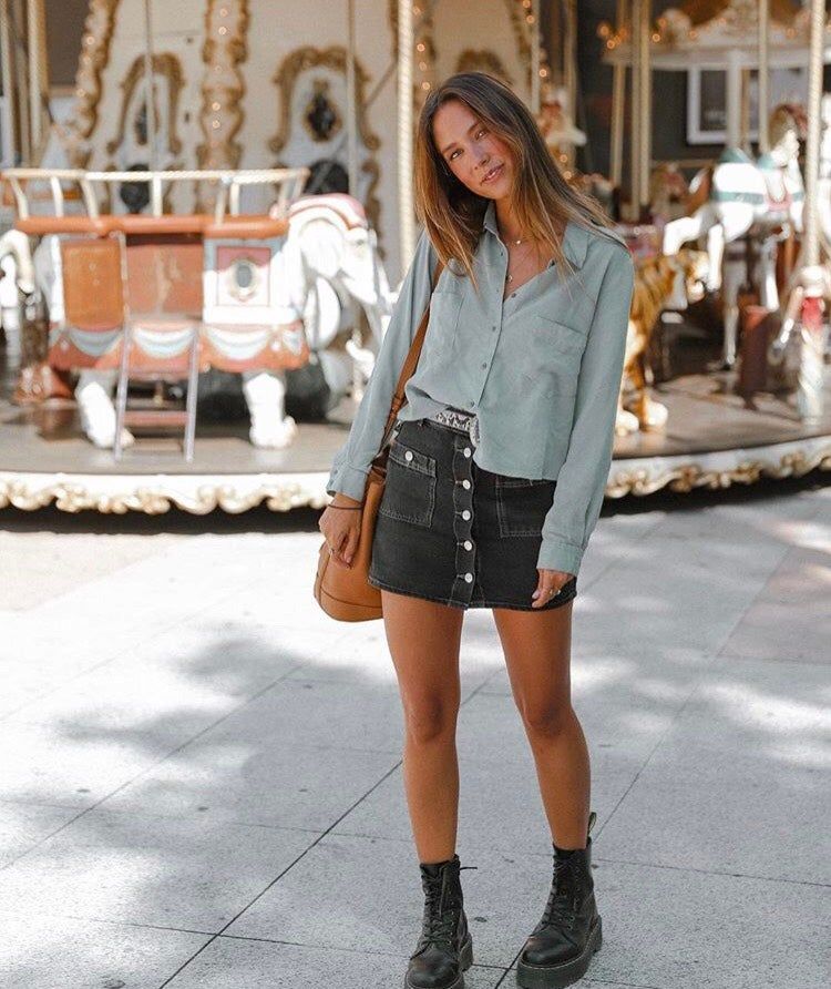 Denim Skirt Style: Dr. Martens Boots with a Button-Down and Mini Skirt Denim Skirt Style: Dr. Martens Boots with a Button-Down and Mini Skirt — Doc Martens Outfits 2027
