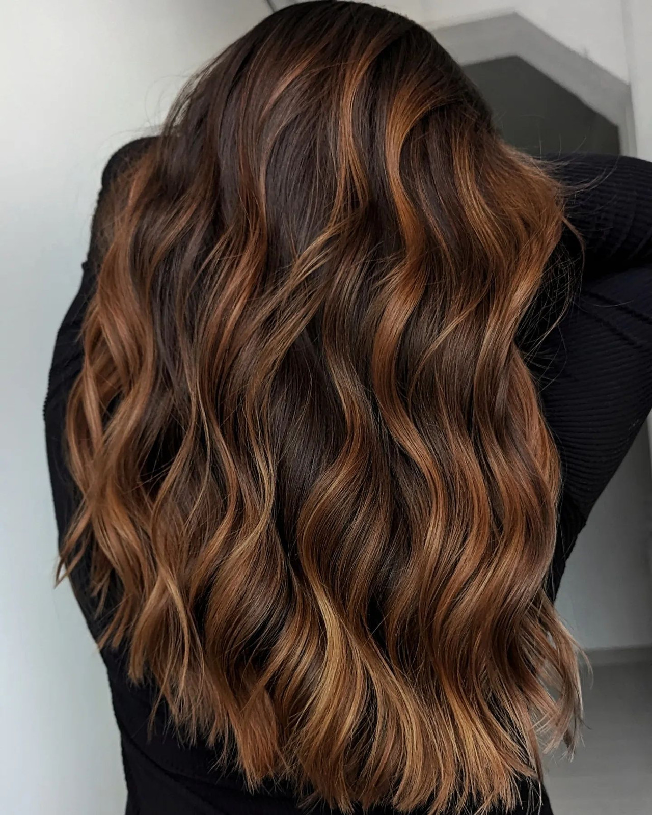 Wavy Thick Visual Idea — Highlights on Dark Hair 2027