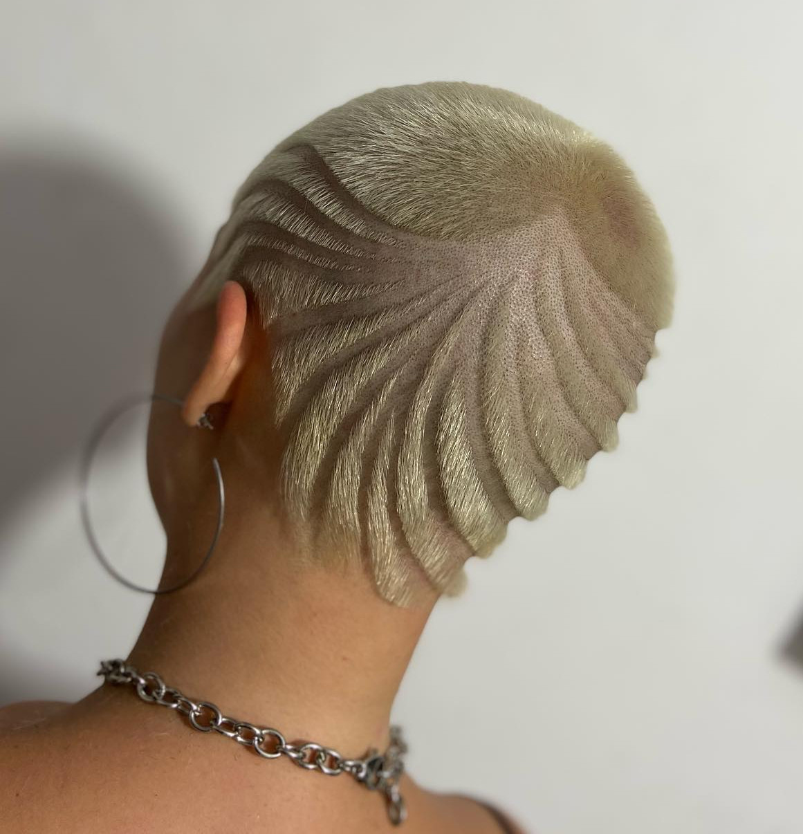 No Bangs Platinum Buzz With Scalp Design No Bangs Platinum Buzz With Scalp Design — Blonde Buzz Cut 2027