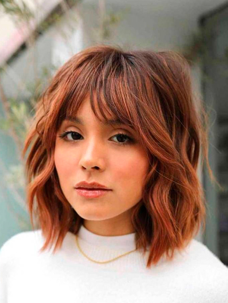 Copper Wavy Collarbone Bob — Hairstyles 2027 for Short Hair