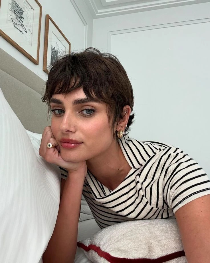 Visual Idea Visual Idea — Pixie 2027 for Wavy Hair