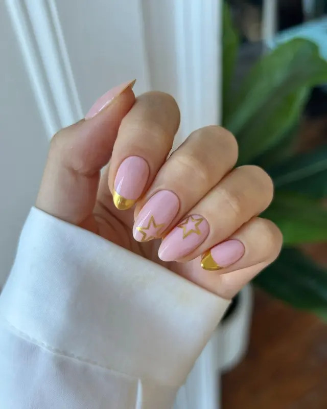 Pale Pink with Gold Star Decals Pale Pink with Gold Star Decals — Gold Christmas Nails 2026