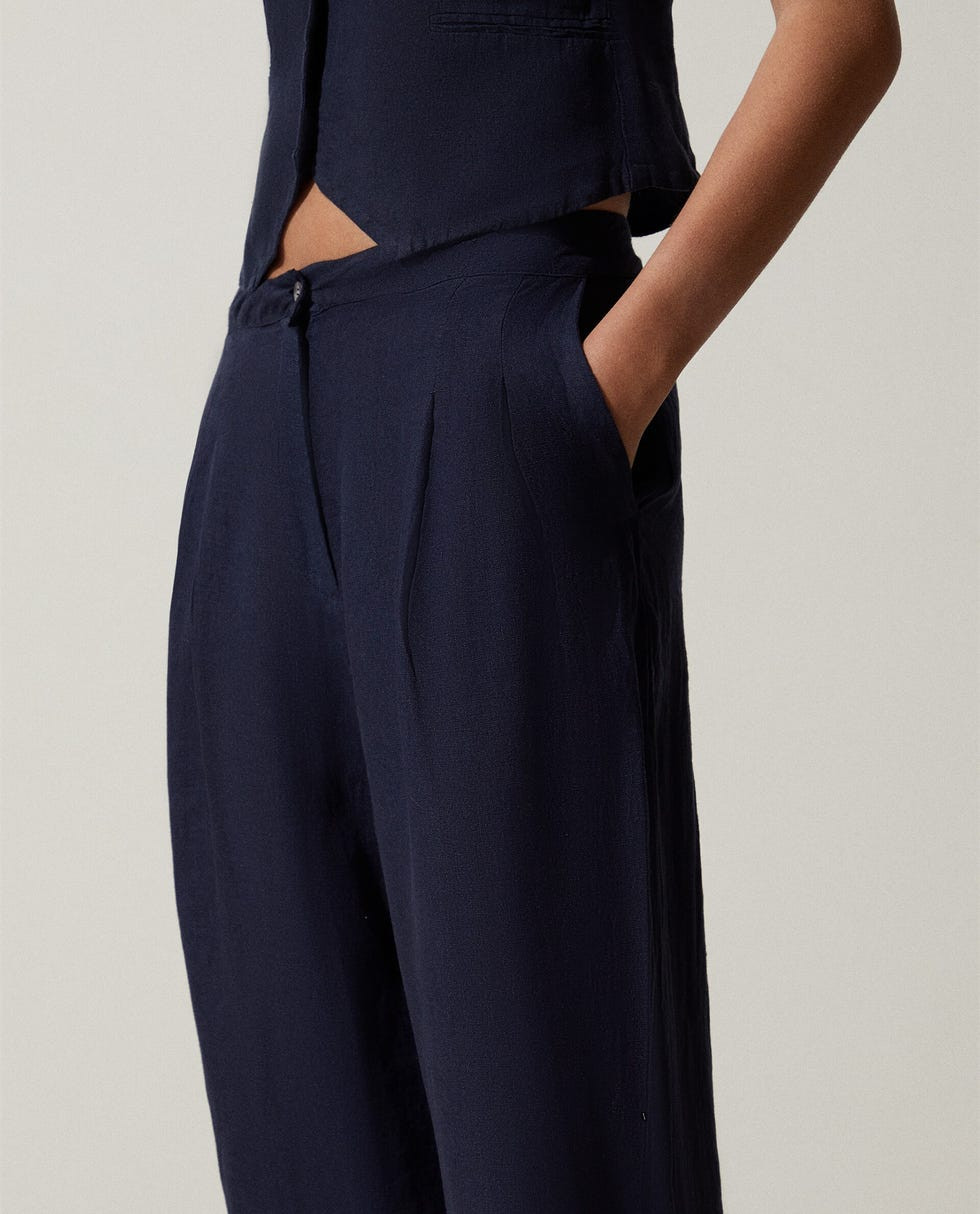 Linen Co-ord: Navy Wide-Leg Pants with Matching Vest Linen Co-ord: Navy Wide-Leg Pants with Matching Vest — Navy Blue Wide Leg Pants Outfits 2027