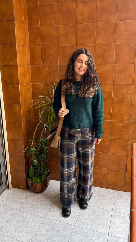Cozy Trousers: Wide-Leg Plaid Pants with Knit Sweater Cozy Trousers: Wide-Leg Plaid Pants with Knit Sweater — Plaid Outfits 2027
