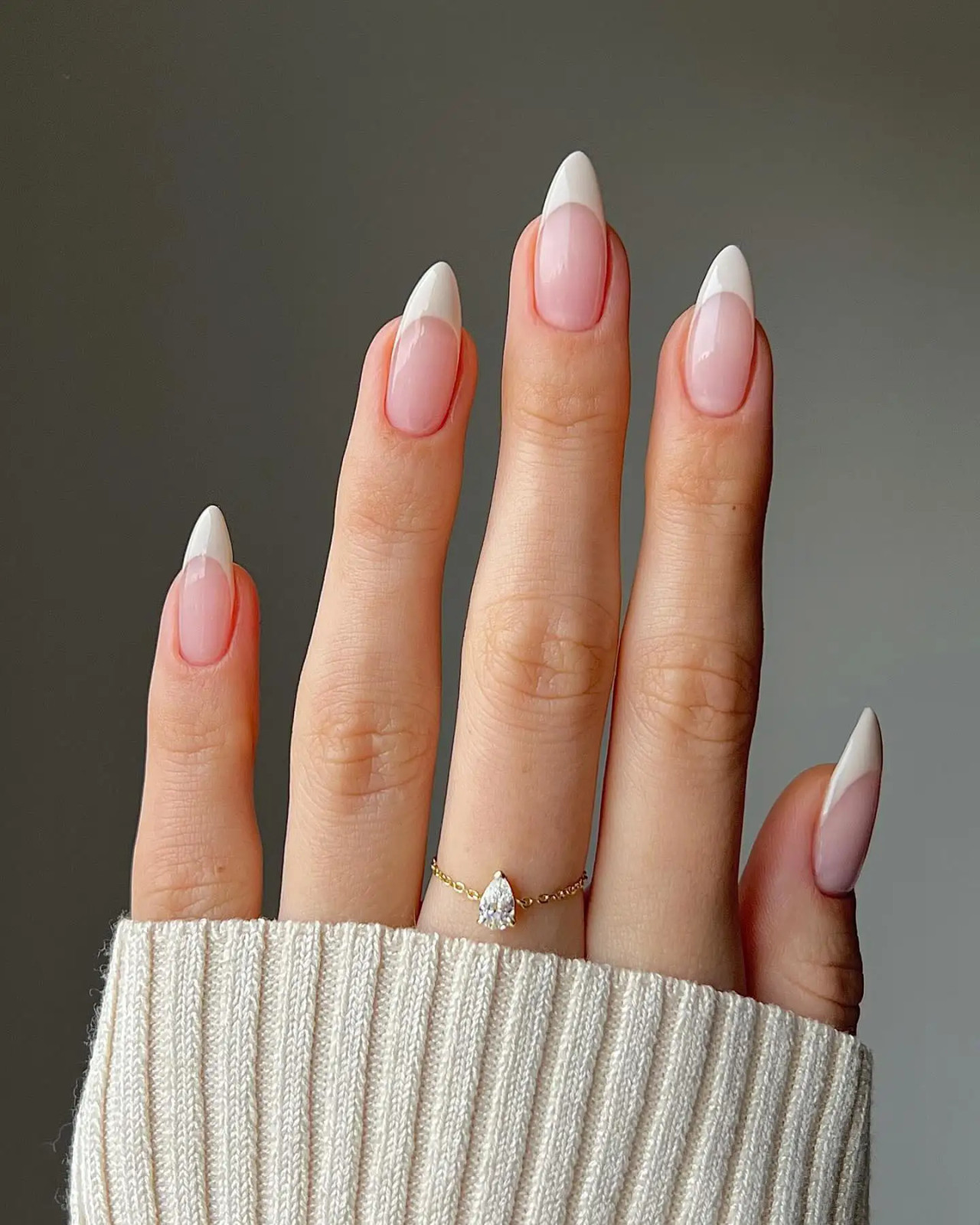 Visual Idea Visual Idea — Neutral Wedding Nails 2027