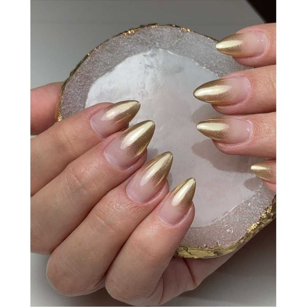 Chrome Mirror-Like Visual Idea Chrome Mirror-Like Visual Idea — Gold Nails 2027