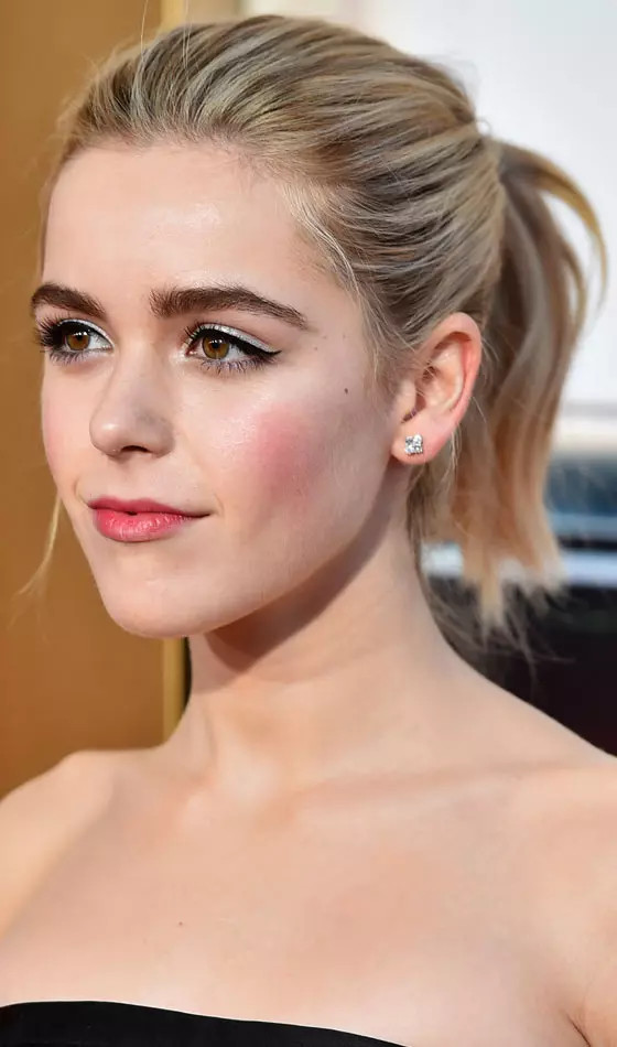 Blonde With Highlights Visual Idea Blonde With Highlights Visual Idea — Middle School Hairstyles 2027