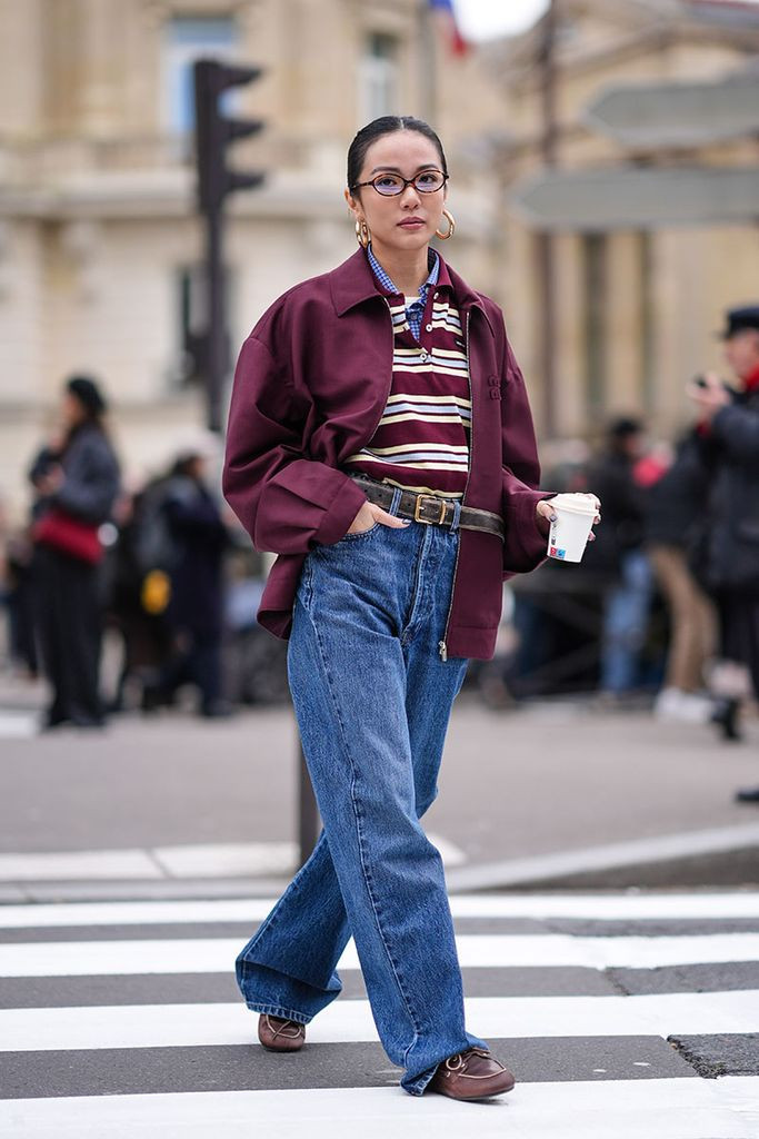Urban Explorer: High-Waisted Wide-Leg Jeans with an Oversized Jacket Urban Explorer: High-Waisted Wide-Leg Jeans with an Oversized Jacket — High Waisted Jeans 2027