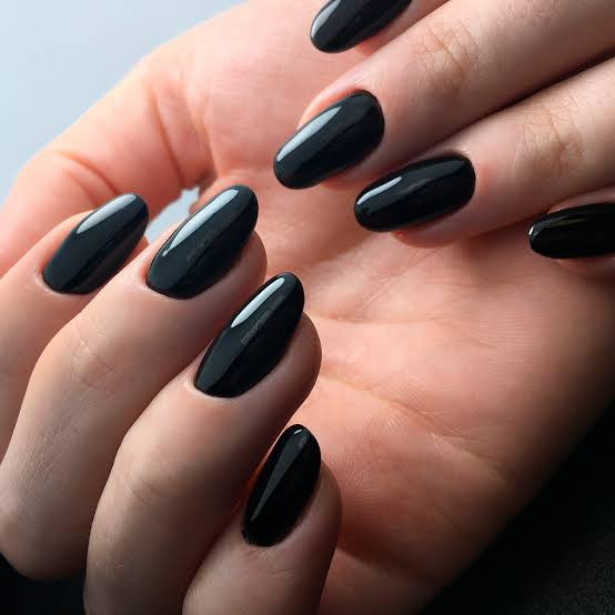 High Gloss Visual Idea — Fall to Winter Nails 2026