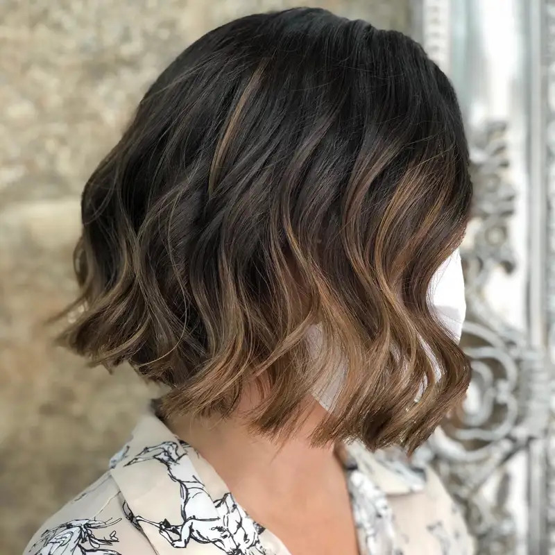 Collarbone Bob With Wavy Balayage Collarbone Bob With Wavy Balayage — Brown Bob 2027