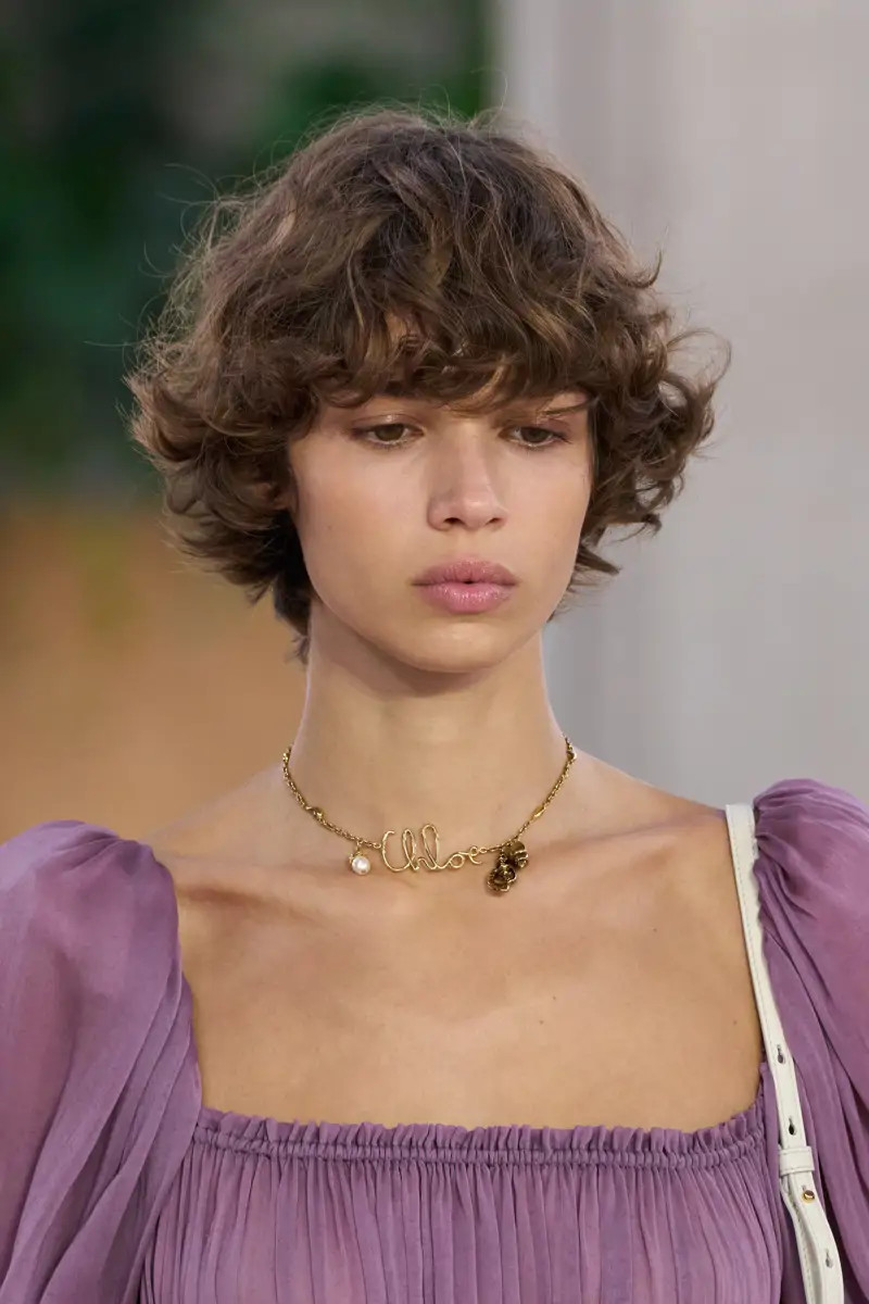 Chin Length Shag With Curtain Fringe Chin Length Shag With Curtain Fringe — Wavy Haircuts 2027