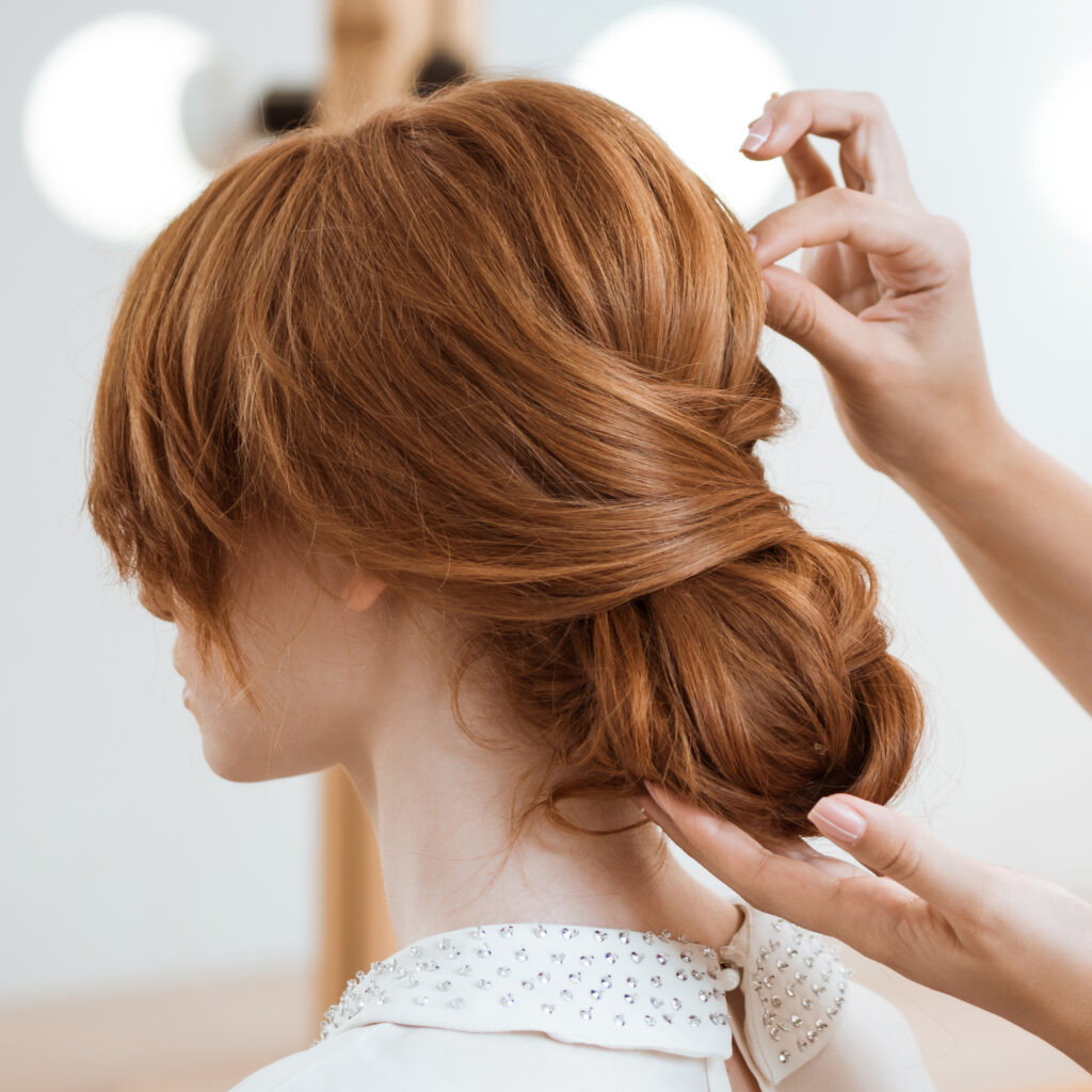 Mid-Back Visual Idea Mid-Back Visual Idea — Christmas Party Hairstyles 2026