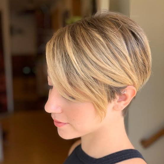 Sleek Blonde Pixie Bob With Root Shadow Sleek Blonde Pixie Bob With Root Shadow — Balayage Pixie 2027