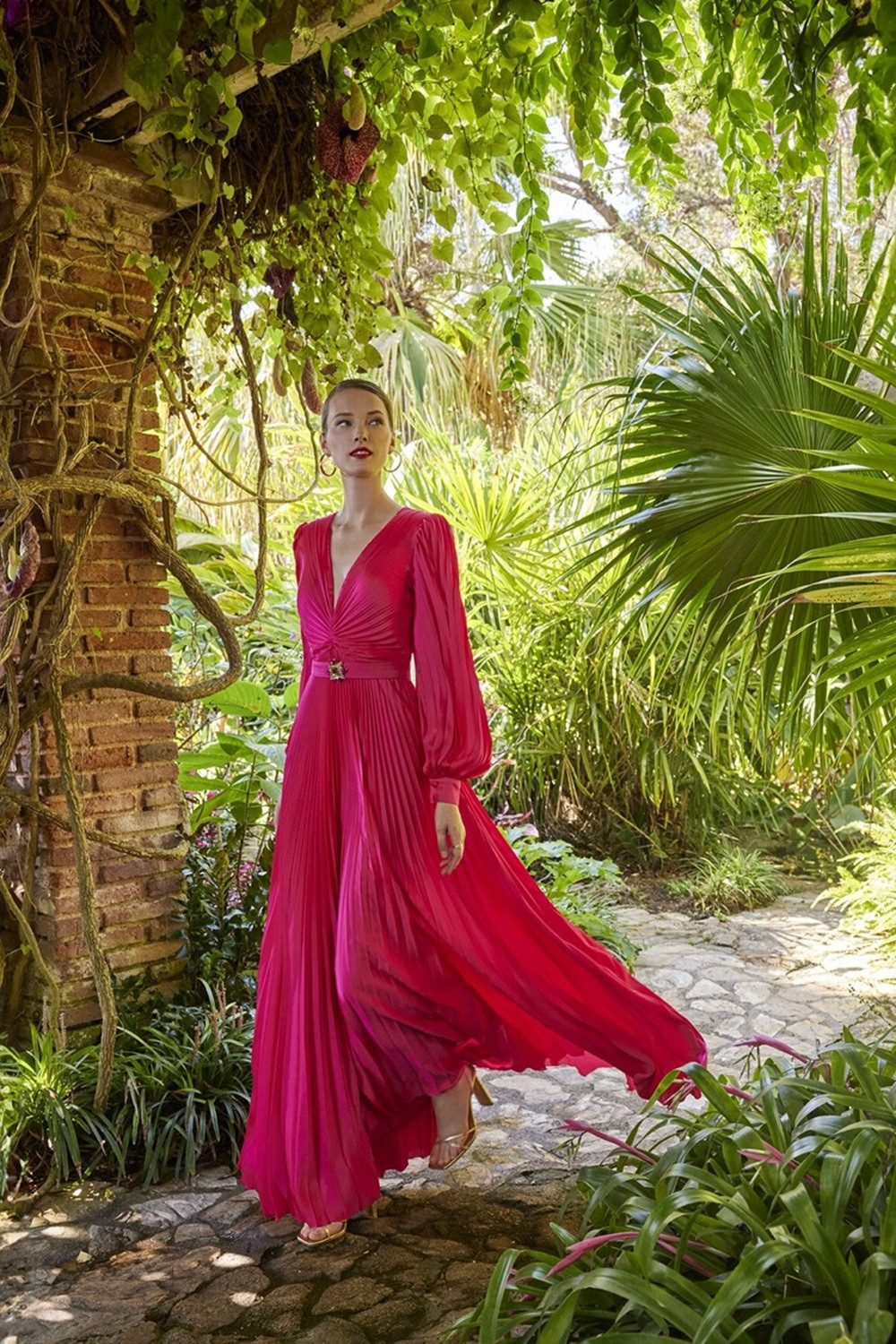Hot Pink Pleated Maxi Dress with Voluminous Sleeves Hot Pink Pleated Maxi Dress with Voluminous Sleeves — Pleated Dress 2027
