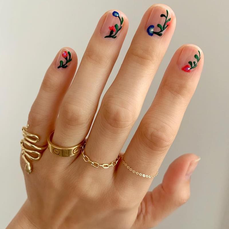 Clear Base Floral Accent Square Nails Clear Base Floral Accent Square Nails — Mom Nails 2027