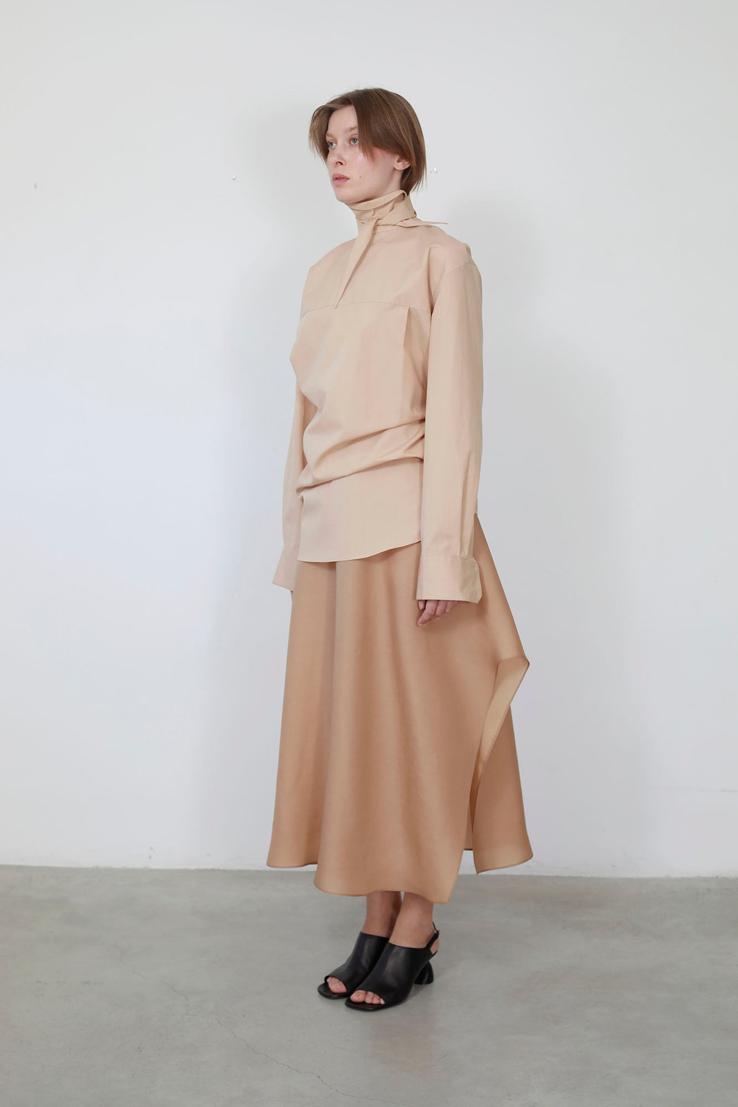 Casual Daytime Outfit Idea Casual Daytime Outfit Idea — Ribbon Outfits 2027