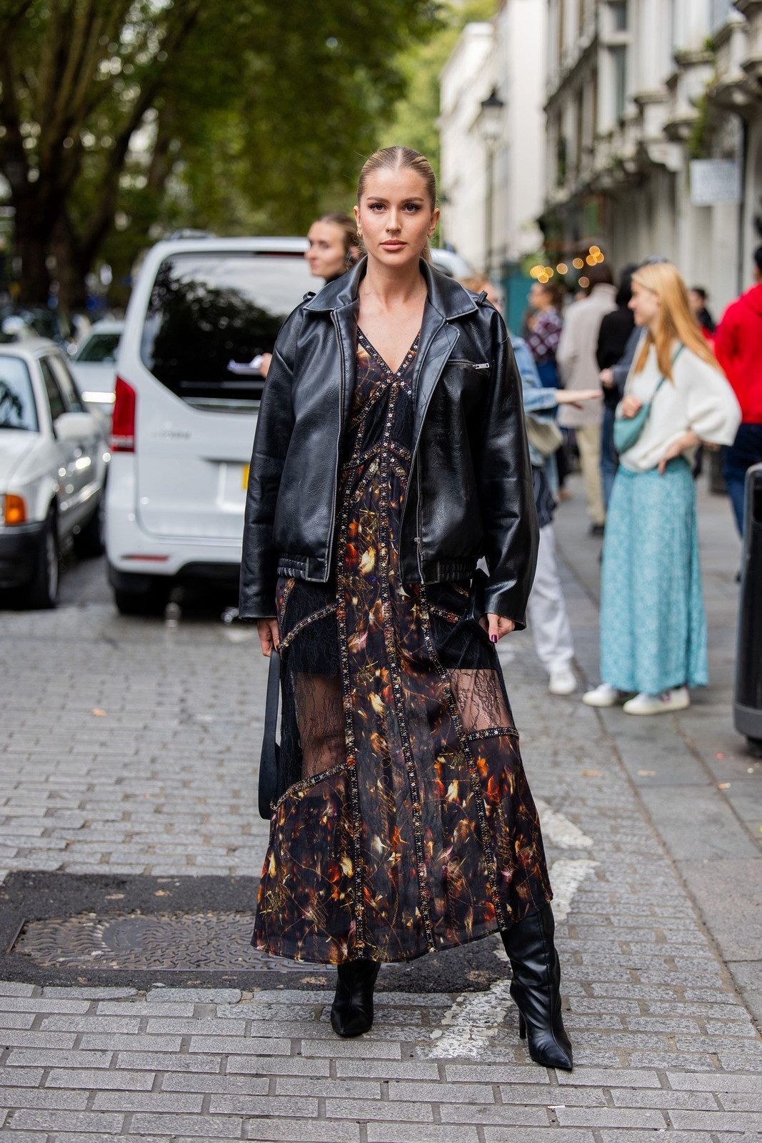 Evening Casual Outfit Idea Evening Casual Outfit Idea — London Outfits 2027