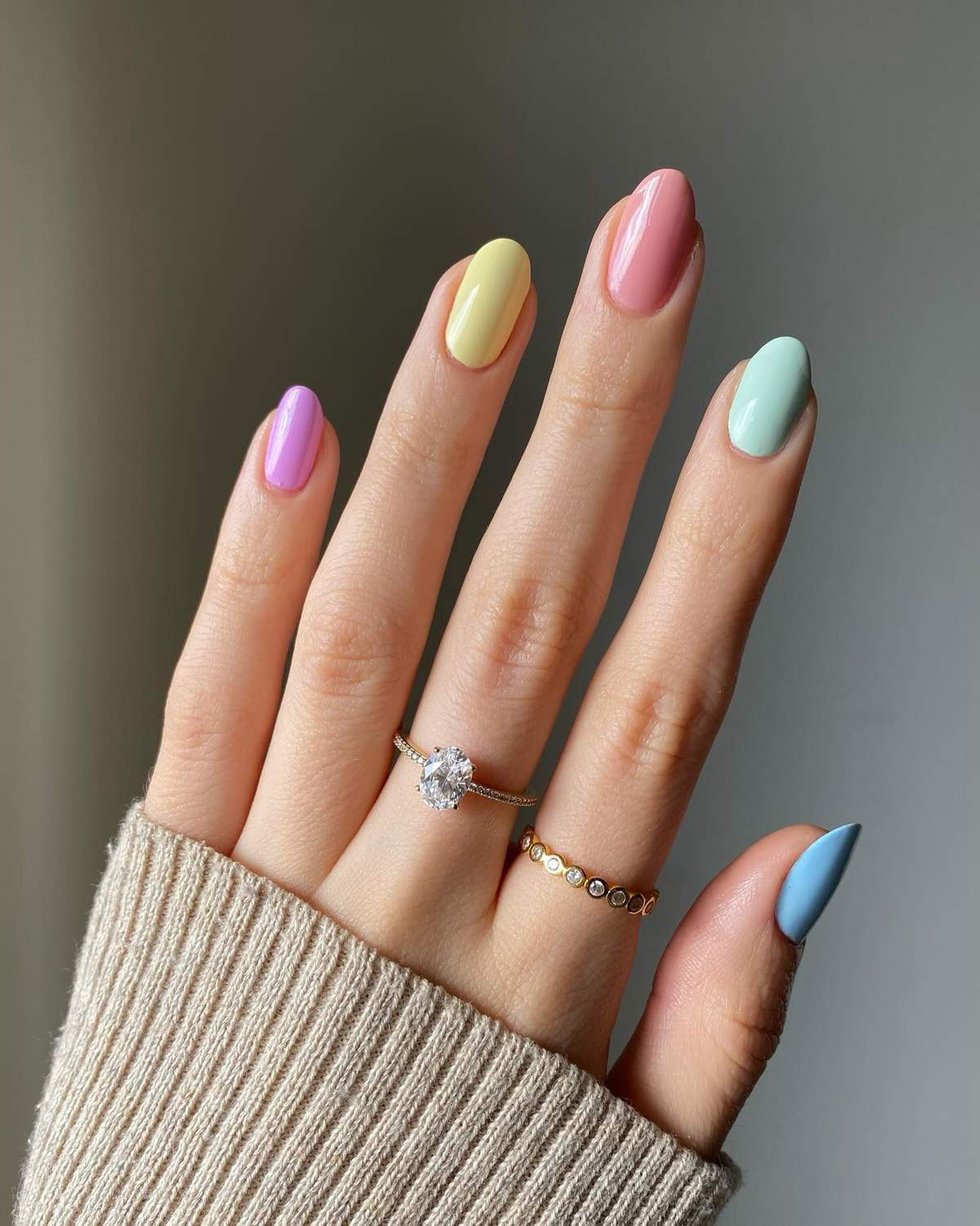 Vibrant Mixed Pastel Oval Nails Vibrant Mixed Pastel Oval Nails — Pastel Nails 2027 for Pale Skin