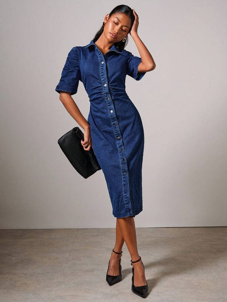 Black Pointed Heels Outfit Idea — Teacher Outfits 2027