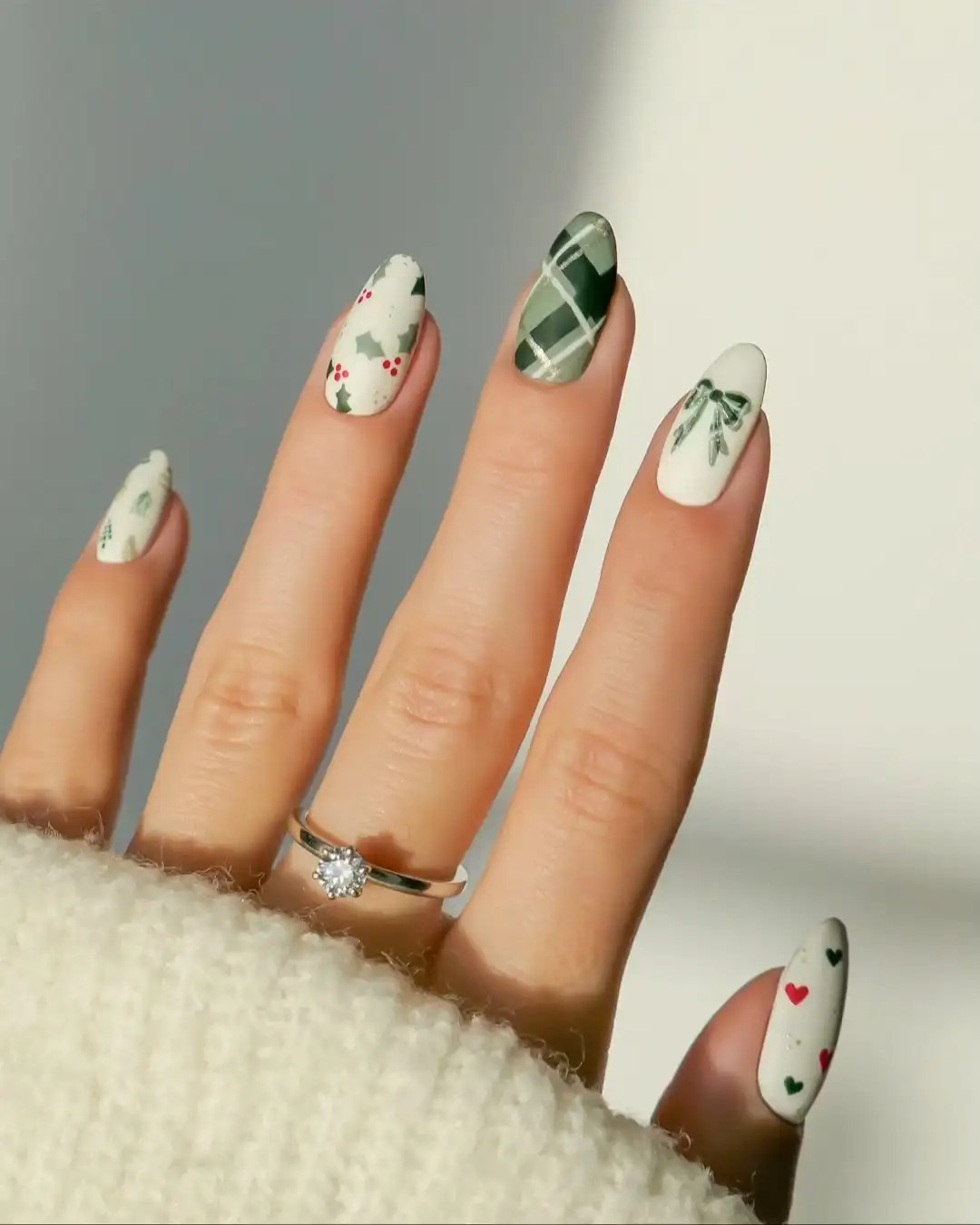 Plaid Holly and Bow Christmas Nails Plaid Holly and Bow Christmas Nails — Christmas Gel Nails 2026