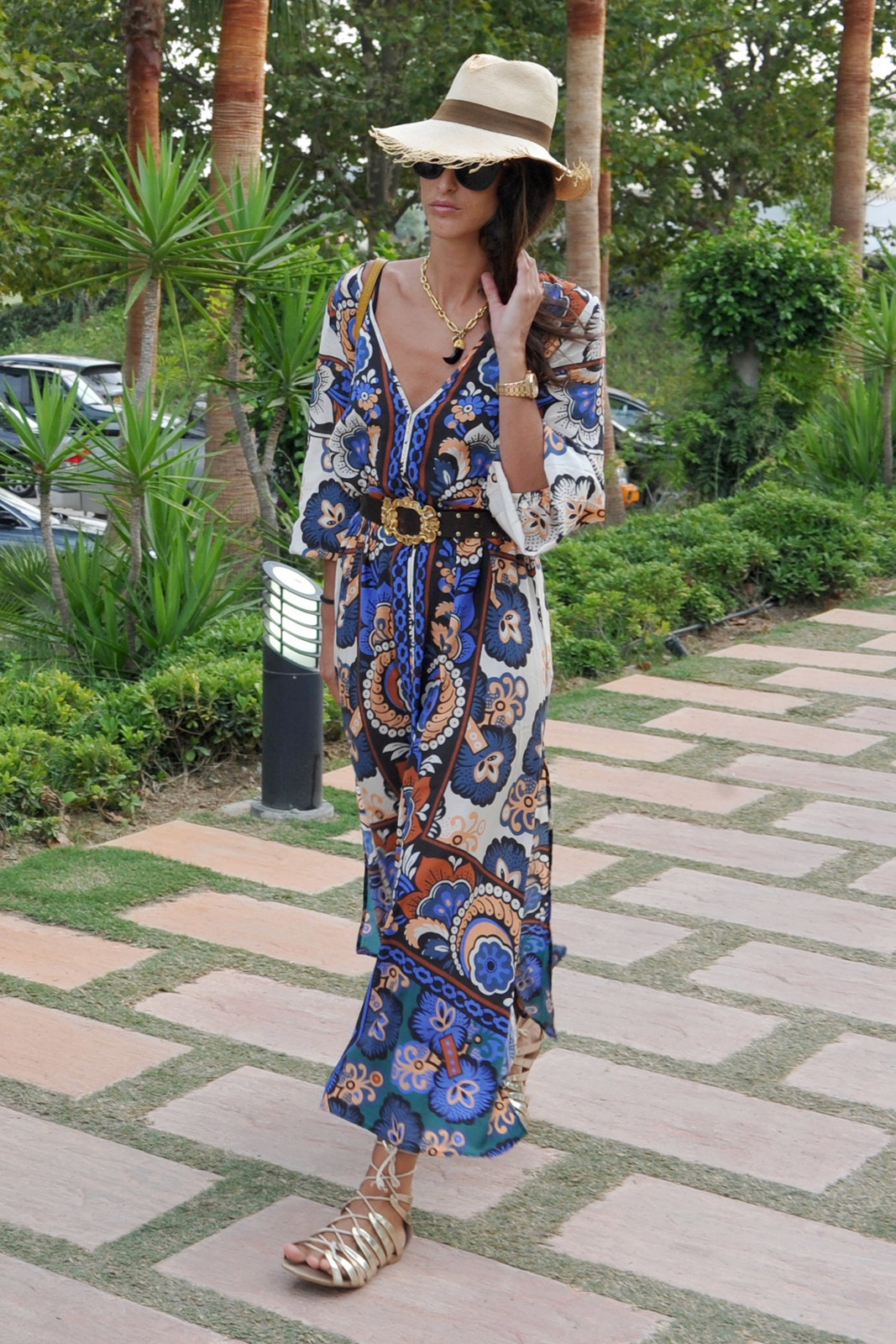 Ornate Print Maxi Dress with Straw Hat and Belt Ornate Print Maxi Dress with Straw Hat and Belt — Beach Dresses 2027