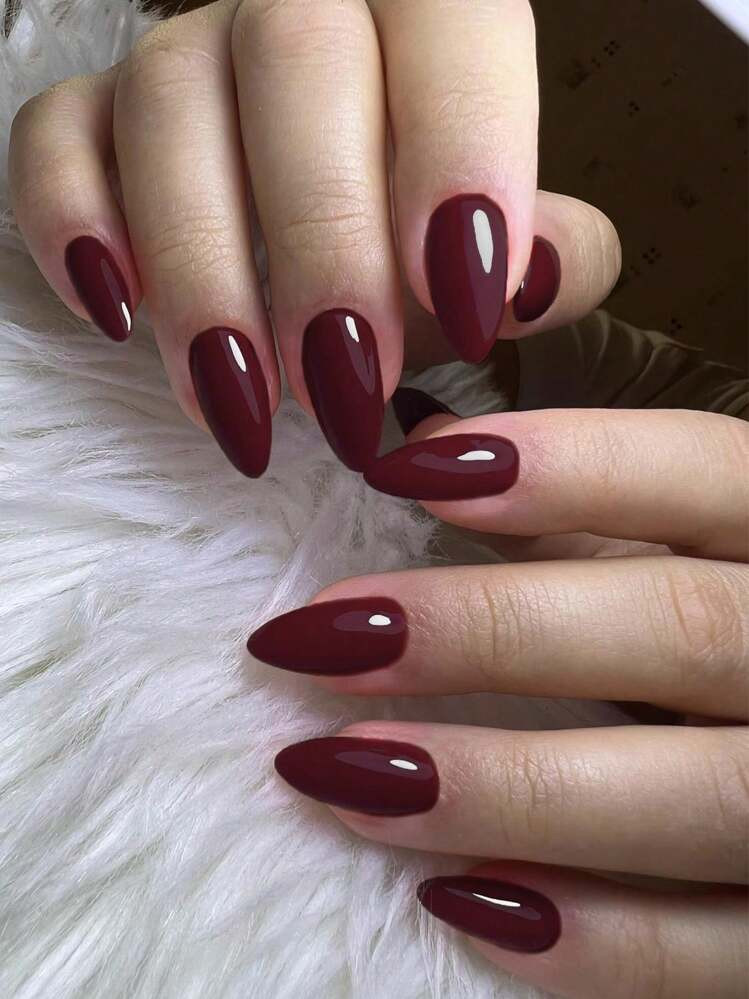 Visual Idea Visual Idea — Burgundy Christmas Nails 2026