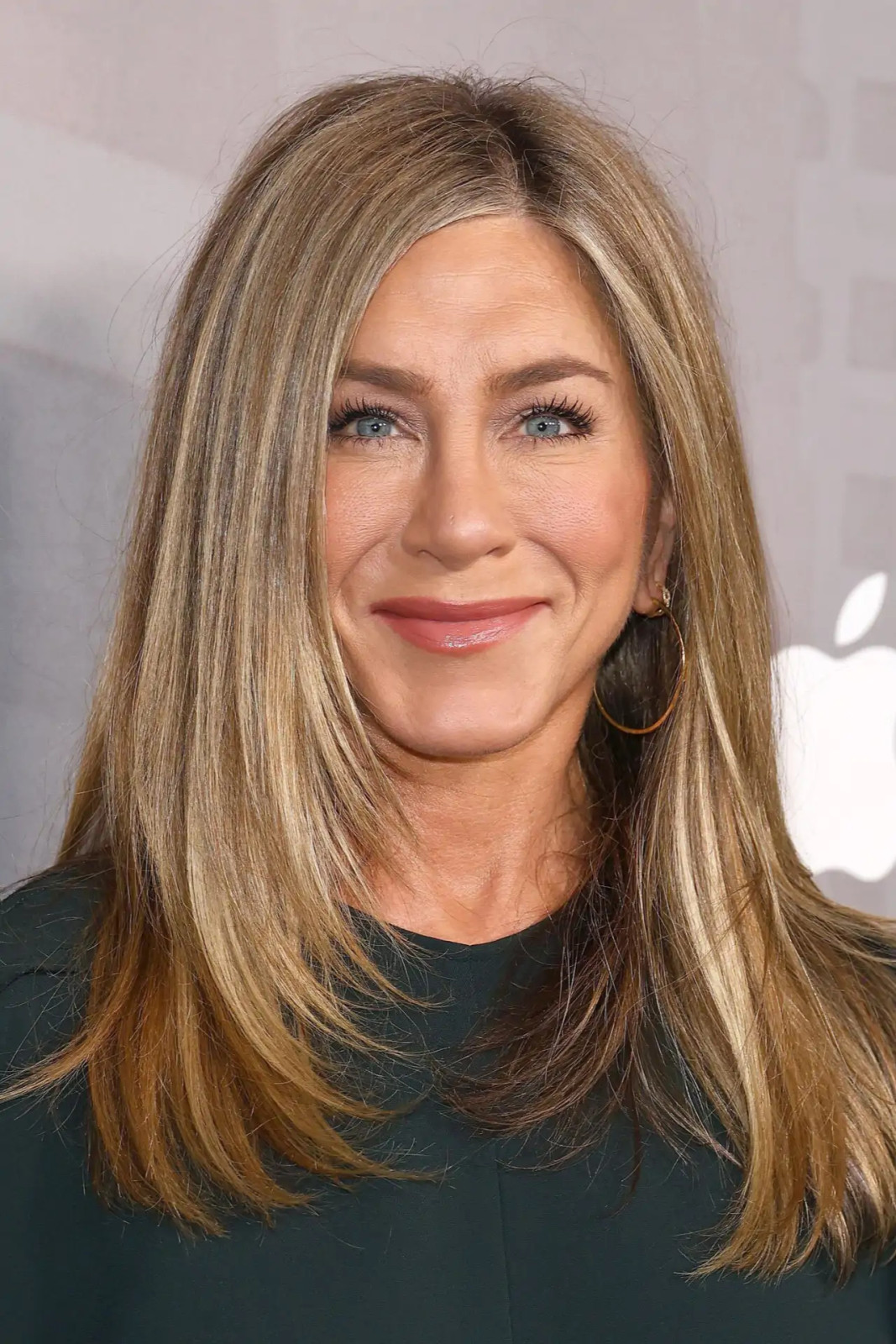 Middle Visual Idea — Golden Blonde 2027