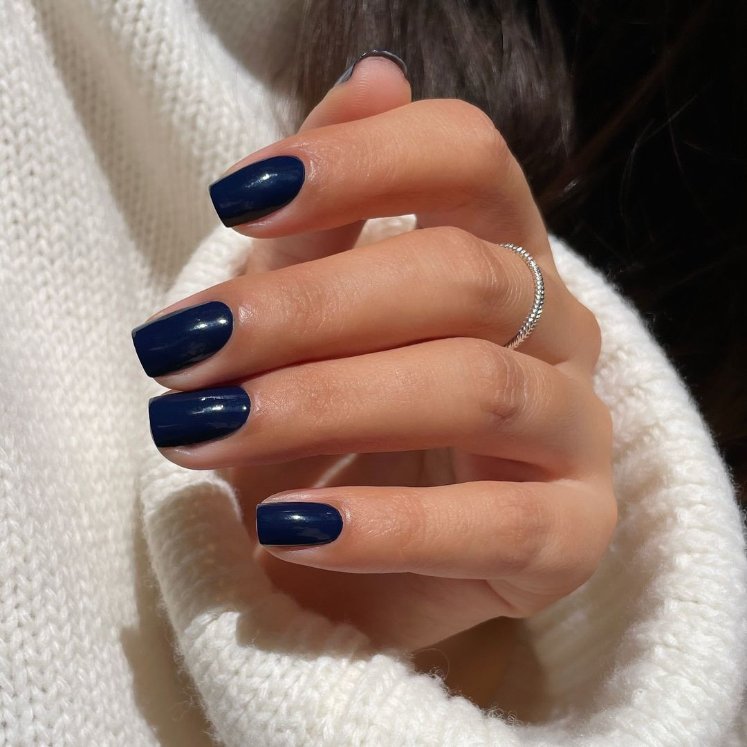 Deep Navy Blue Glossy Squares Deep Navy Blue Glossy Squares — Dark Nails 2027