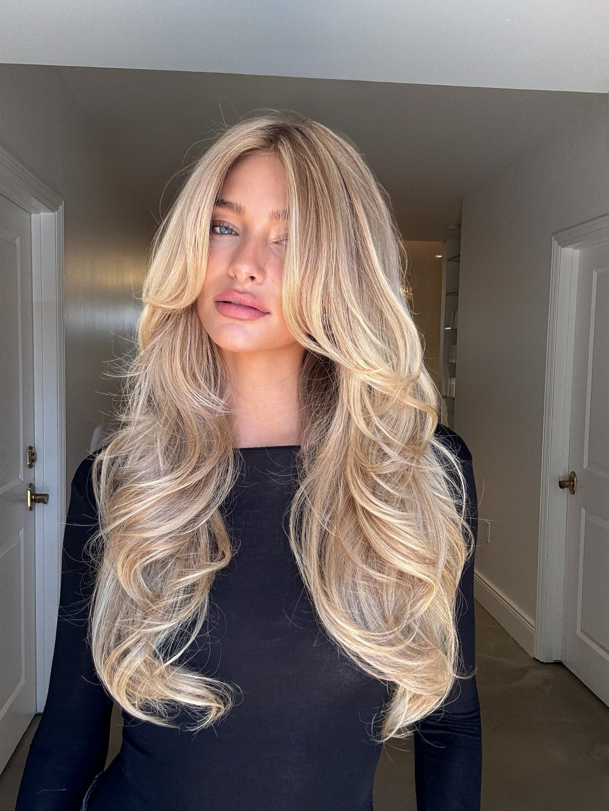 Mid-Back Visual Idea — Blonde Hair Colors 2027