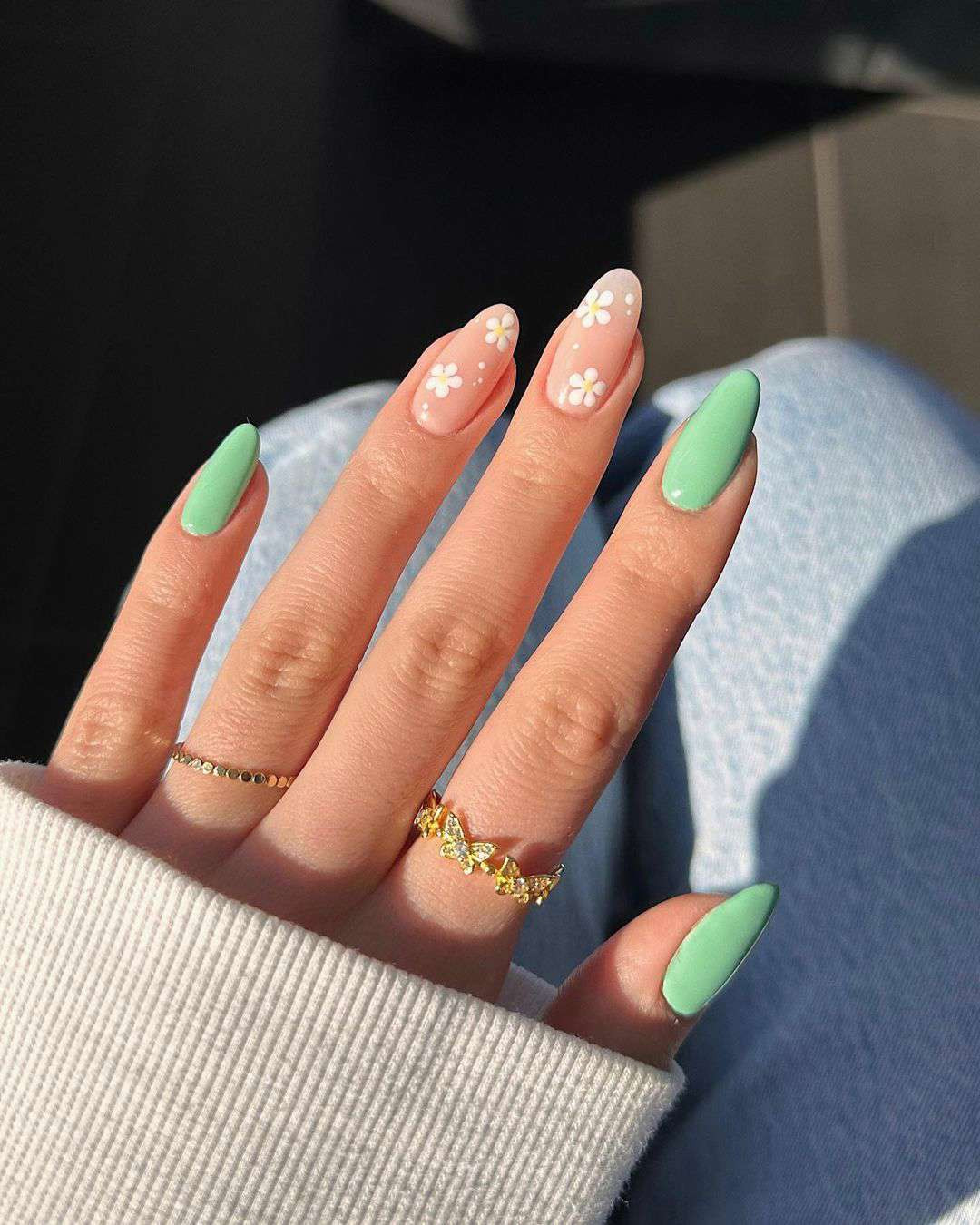 Light Green with White Floral Accent Nails Light Green with White Floral Accent Nails — Nails 2027 for Fair Skin