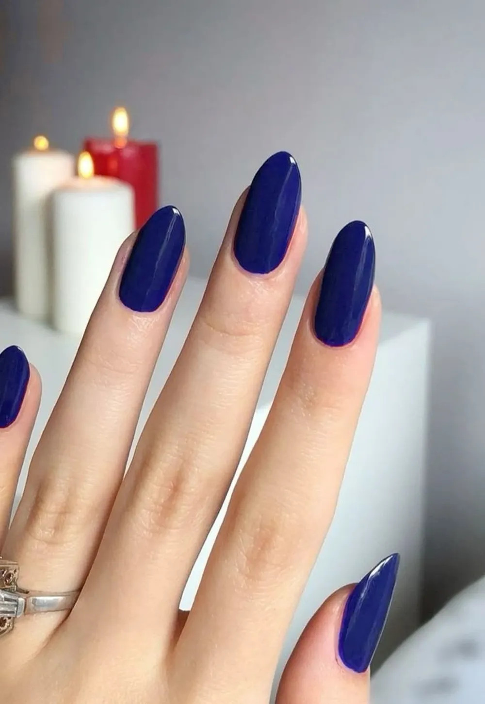 Solid Color Visual Idea — Fall to Winter Nails 2026