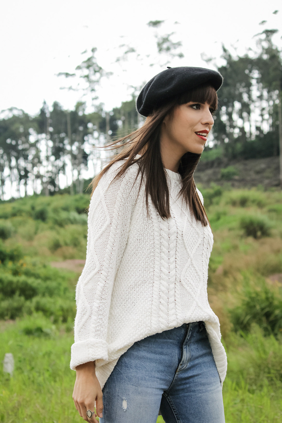 Relaxed Casual: Black Beret with Oversized Knit and Denim Relaxed Casual: Black Beret with Oversized Knit and Denim — Beret Outfits 2027