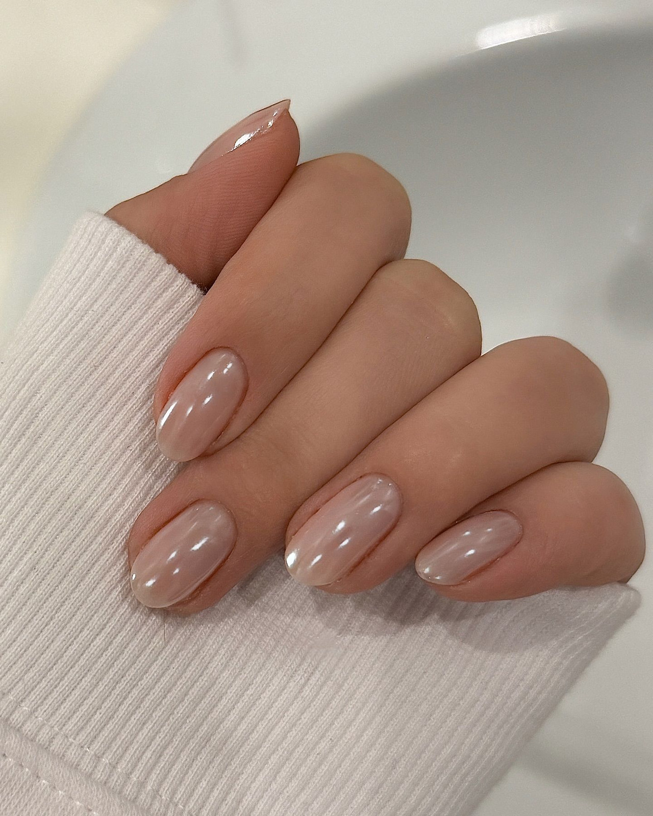 Sheer Nude with Pearlescent Shimmer Sheer Nude with Pearlescent Shimmer — Beige Nails 2027
