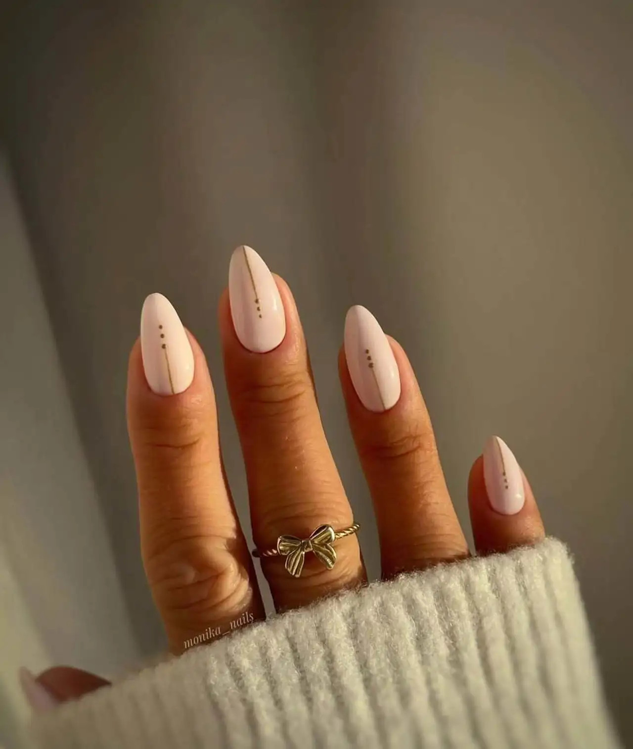 Everyday Visual Idea — Minimalist Nails 2027