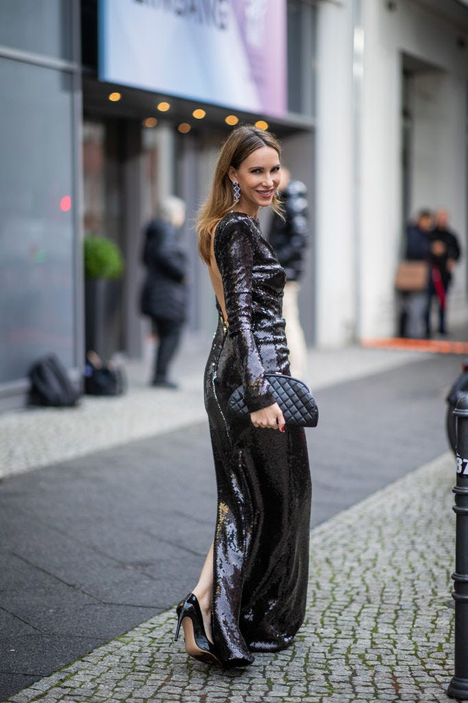 Black Sequined Long-Sleeve Dress with Open Back Black Sequined Long-Sleeve Dress with Open Back — Going Out Dresses 2027