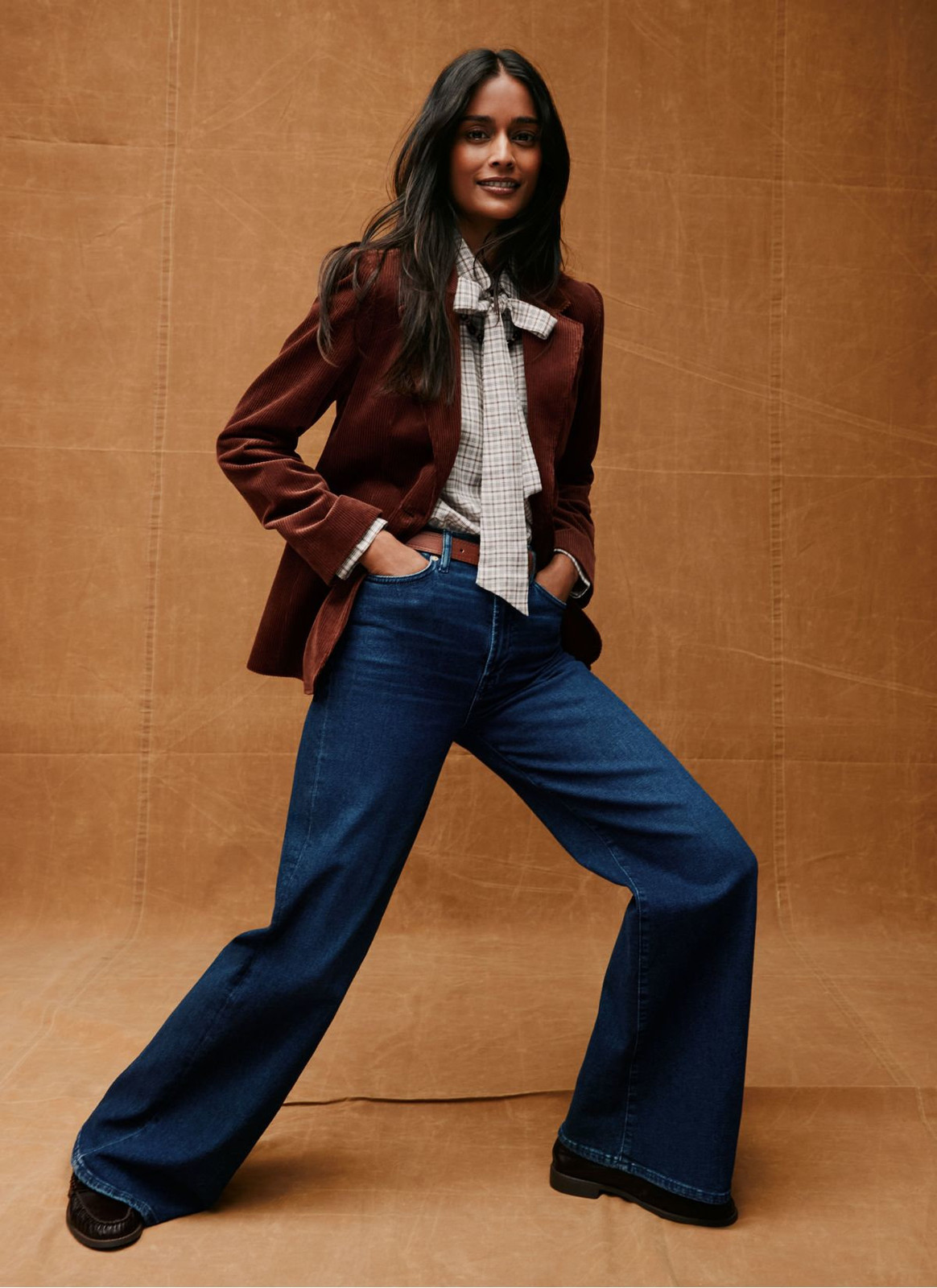 Corduroy Blazer and Bow Tie: Polished Urban Ensemble Corduroy Blazer and Bow Tie: Polished Urban Ensemble — Urban Outfitters Outfits 2027