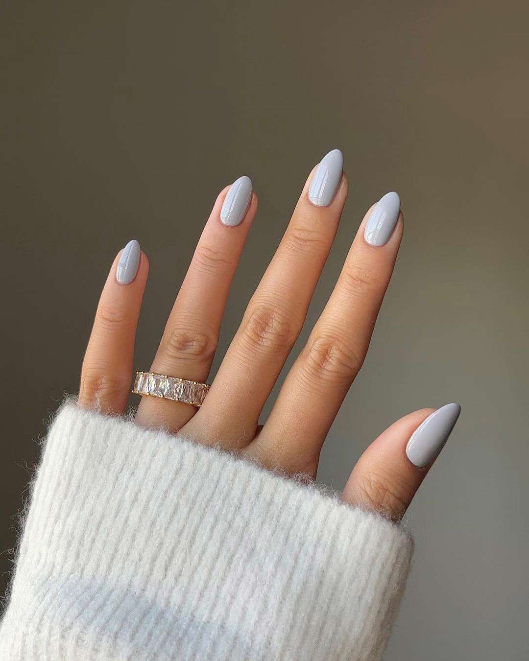 Classic Glossy Light Gray Almond Nails Classic Glossy Light Gray Almond Nails — Winter Gray Nails 2027