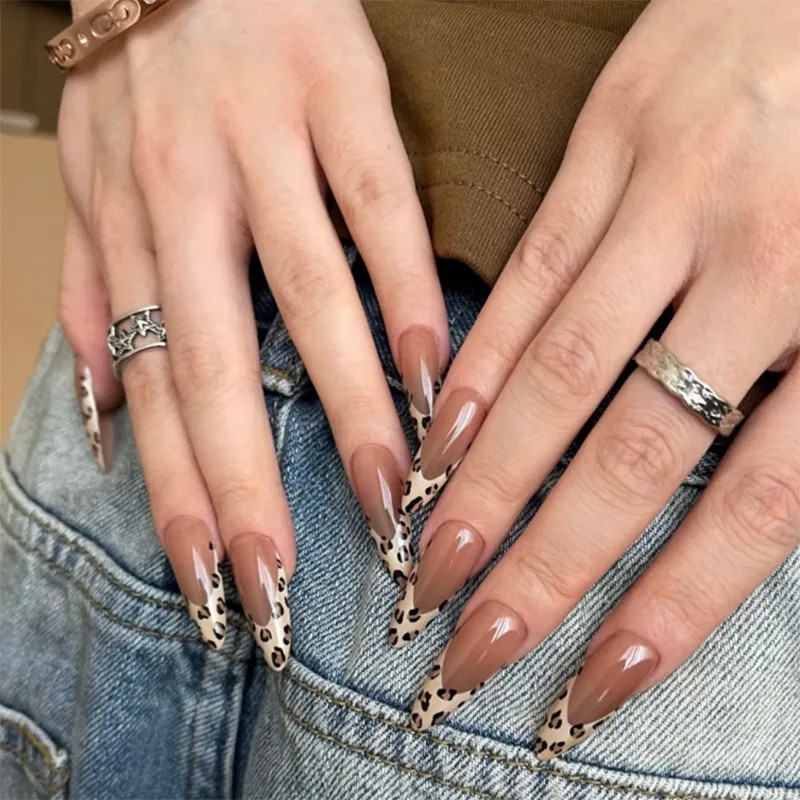 Long Stiletto Leopard French Tips Long Stiletto Leopard French Tips — Leopard Print Nails 2027