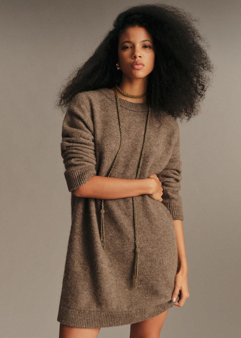 Oversized Brown Knit Long-Sleeve Dress with Necklace — Mini Dresses 2027