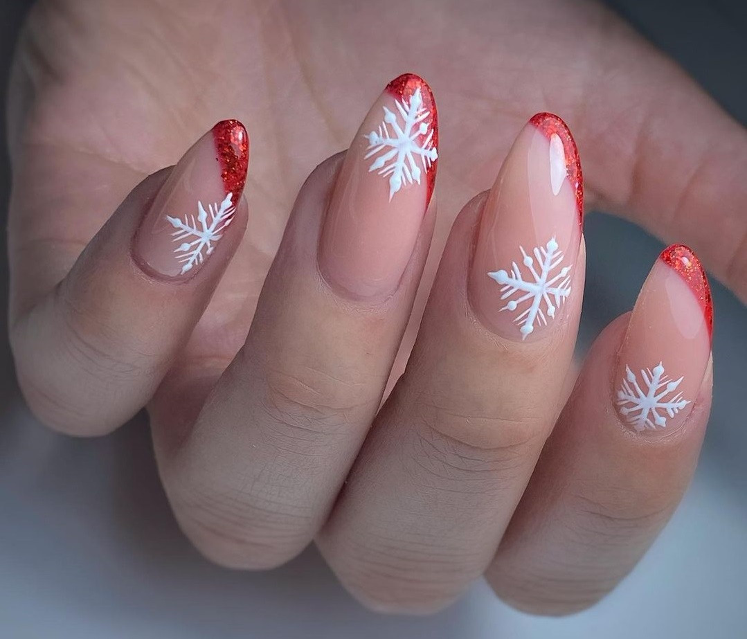 Medium Almond Snowflake Glitter Tips Medium Almond Snowflake Glitter Tips — Christmas Nails 2026