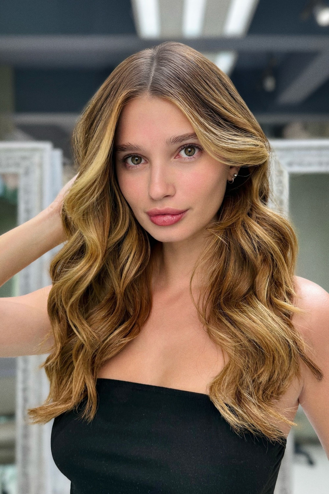 Shoulder Visual Idea Shoulder Visual Idea — Summer Balayage 2027