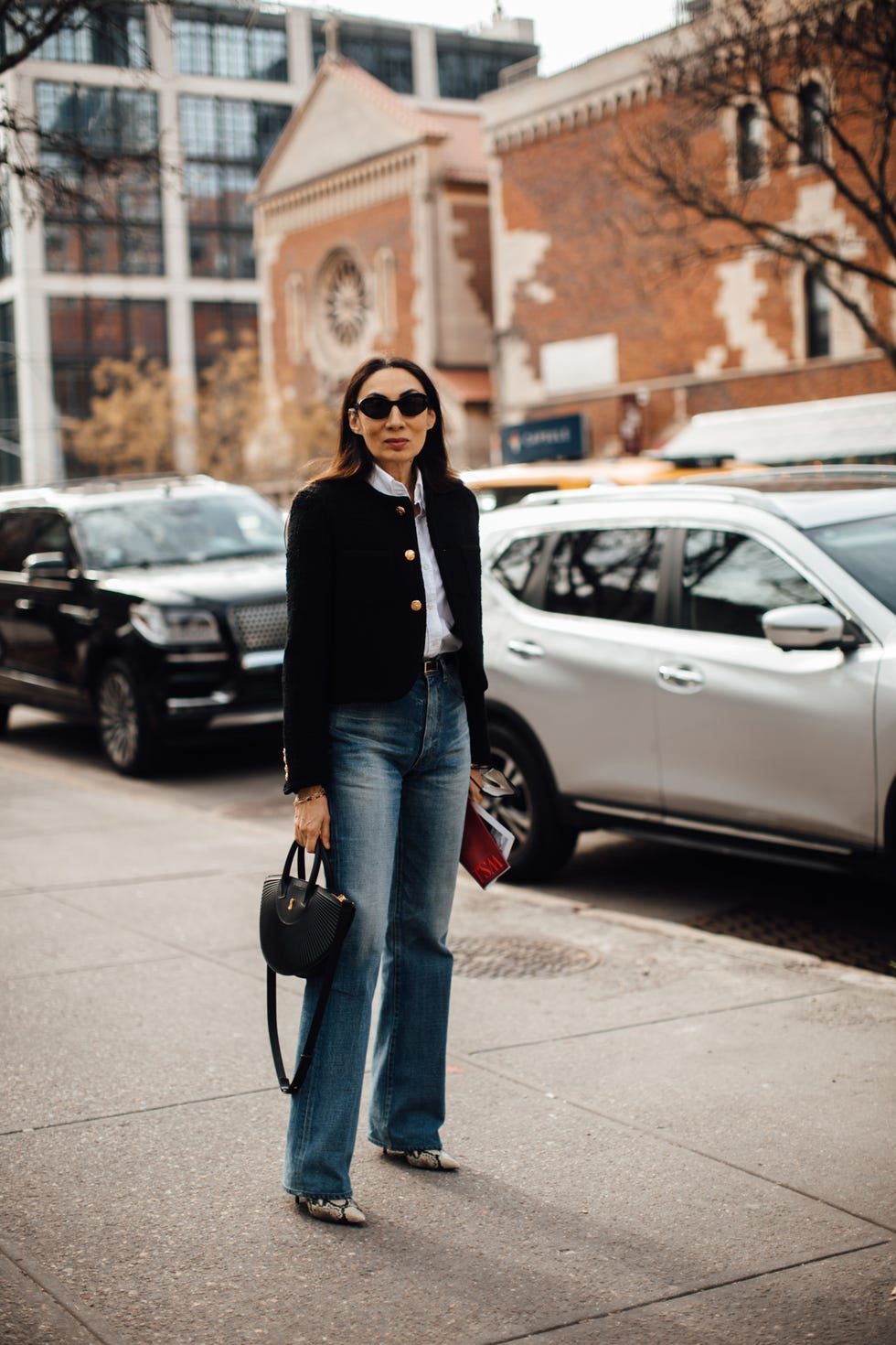 Tweed Jacket and Snakeskin Boots: Textured Contrast Tweed Jacket and Snakeskin Boots: Textured Contrast — Street Style Outfits 2027