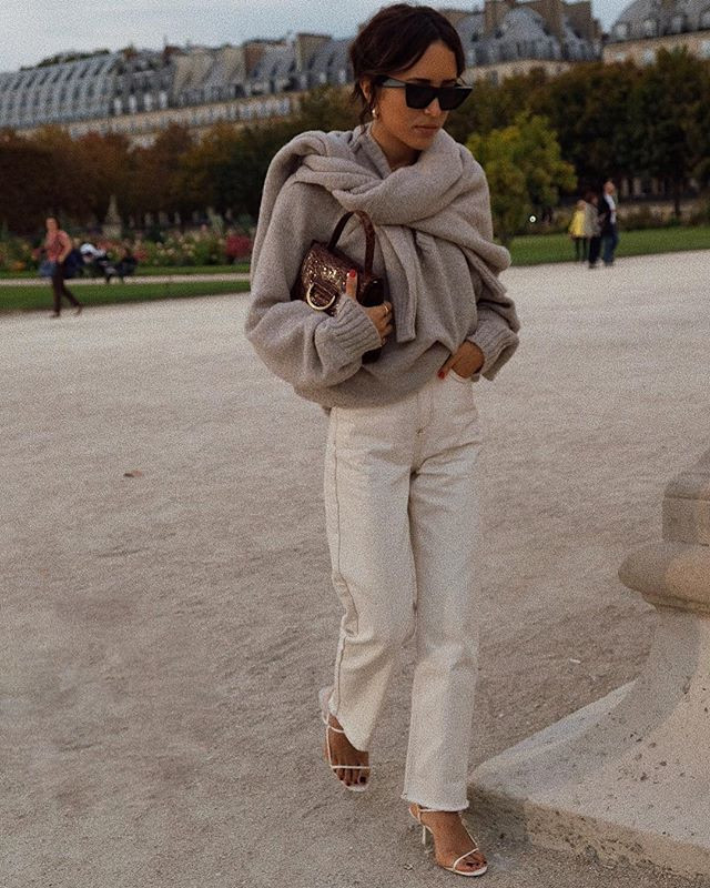 Oversized Beige Sweater with Draped Scarf and Cream Pants Oversized Beige Sweater with Draped Scarf and Cream Pants — Turtleneck Sweater Outfits 2027