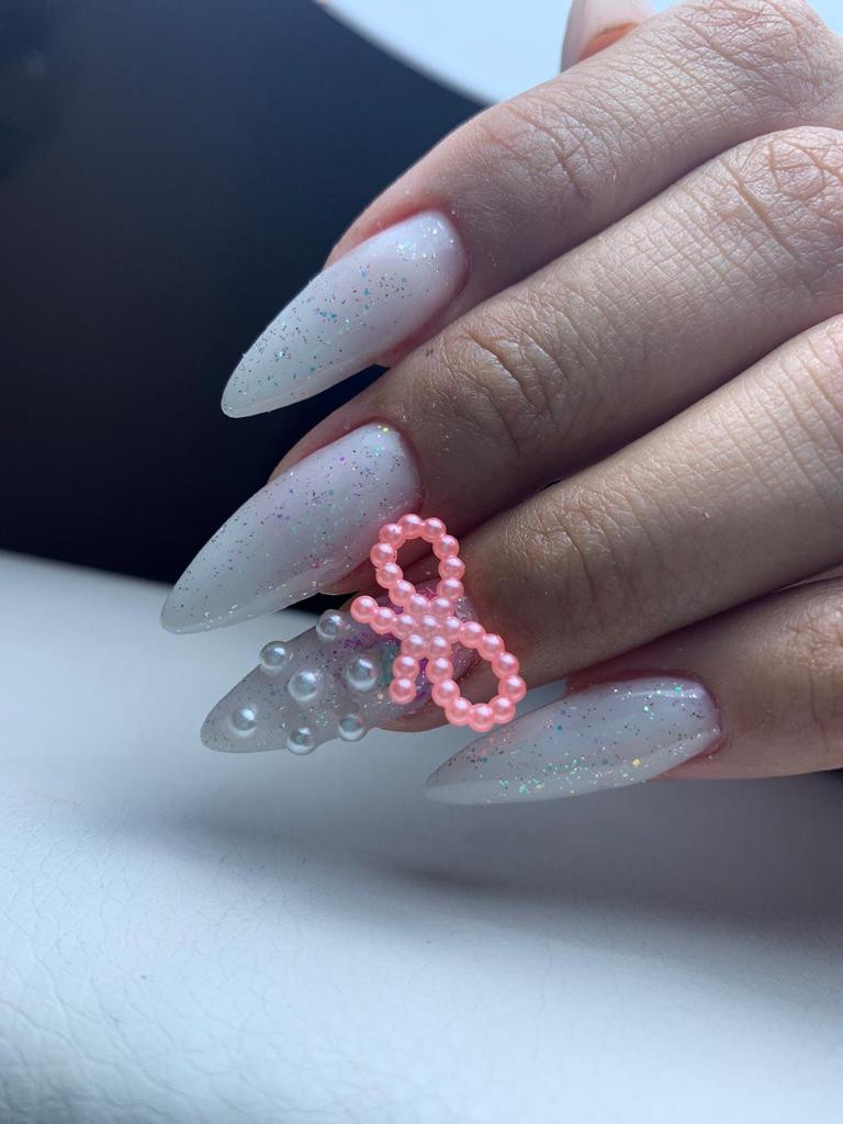 Matte Glossy Accents Visual Idea Matte Glossy Accents Visual Idea — Christmas Bow Nails 2026