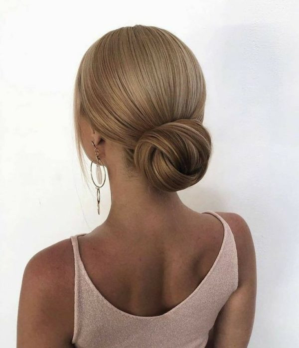 Ash Blonde Visual Idea — Bridesmaid Hairstyles 2027